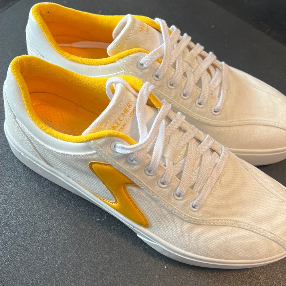 Skechers Eden Classic Sneaker - Picture 6 of 9